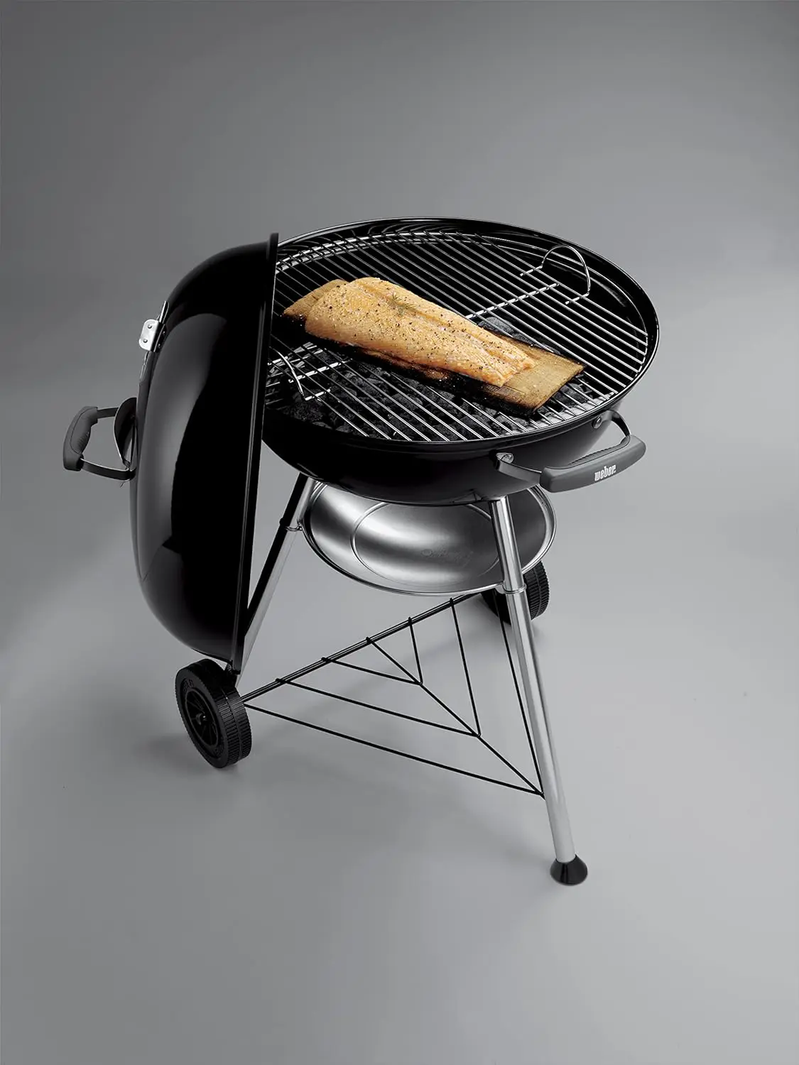 Barbecue weber en métal vue 9