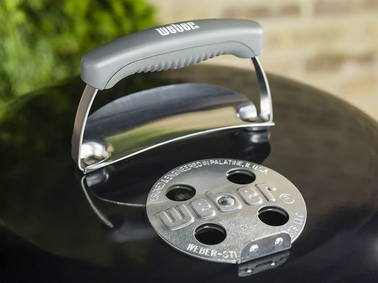 Barbecue weber en métal vue 8