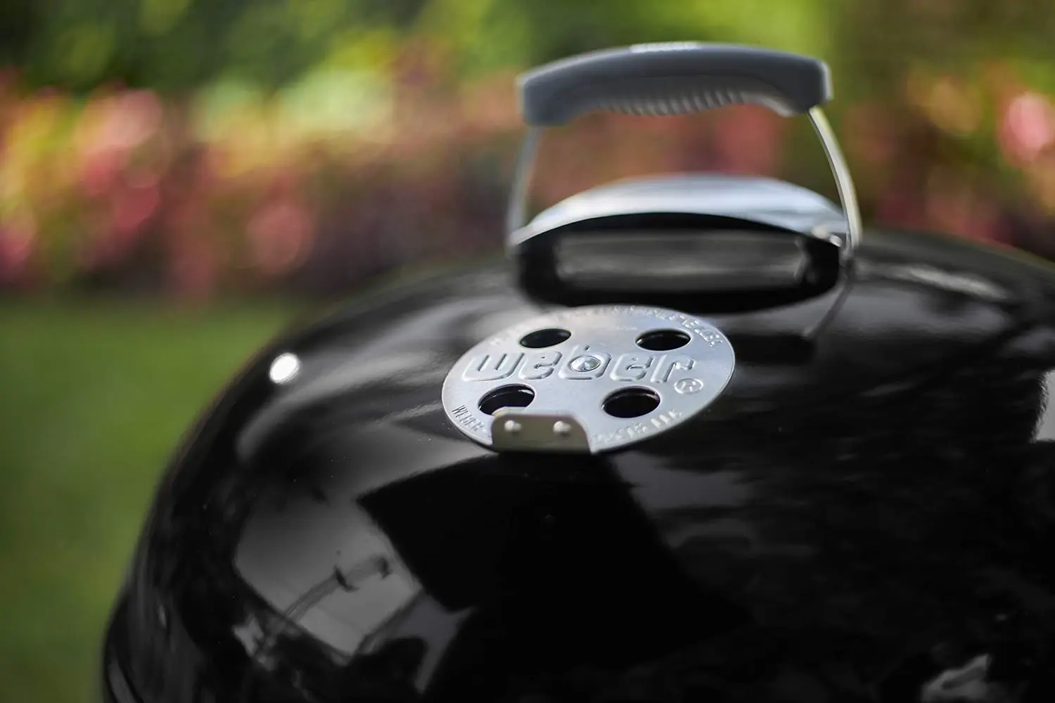 Barbecue weber en métal vue 9