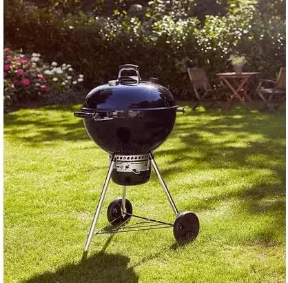 Barbecue weber en aluminium noir vue 2
