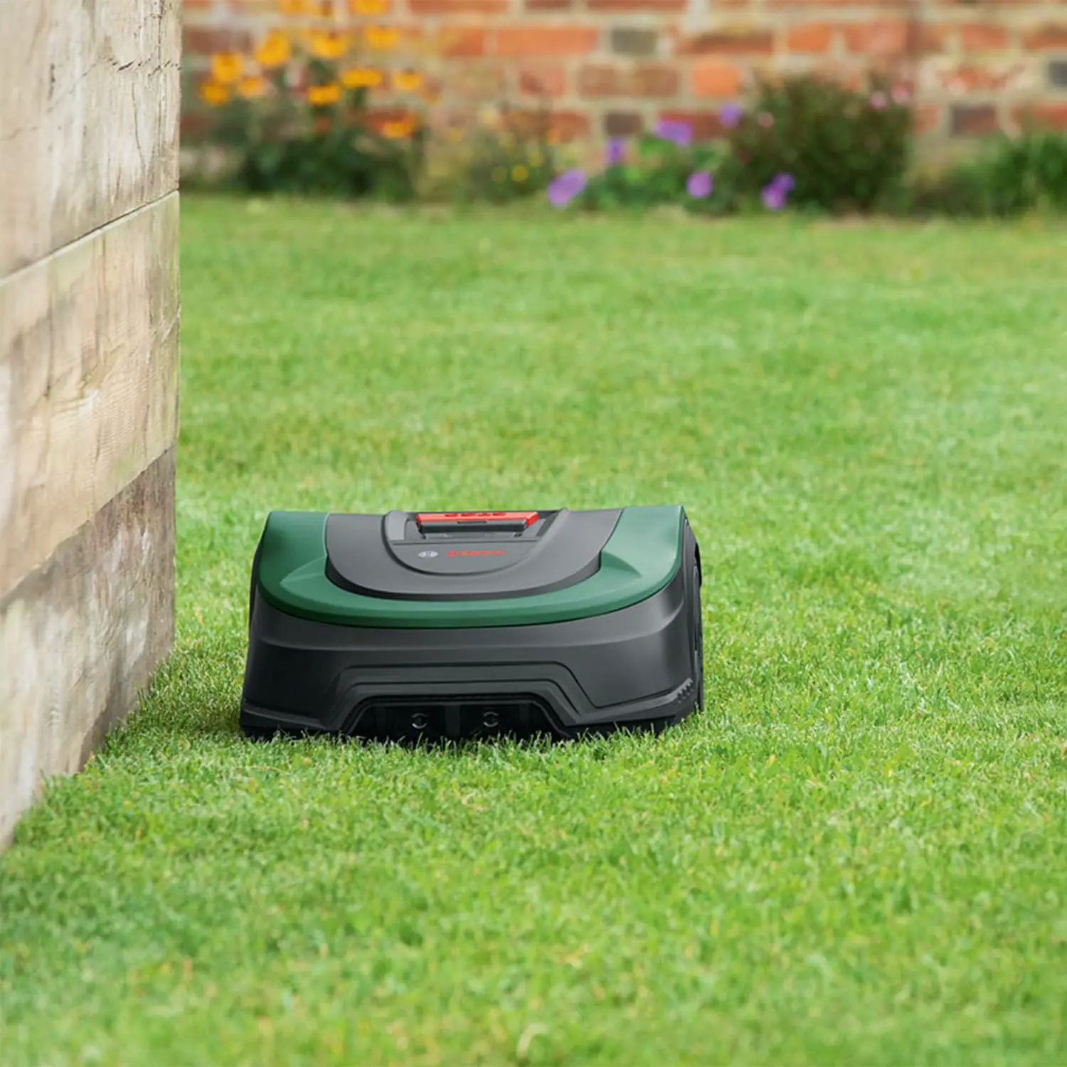 Robot tondeuse vert vue 3