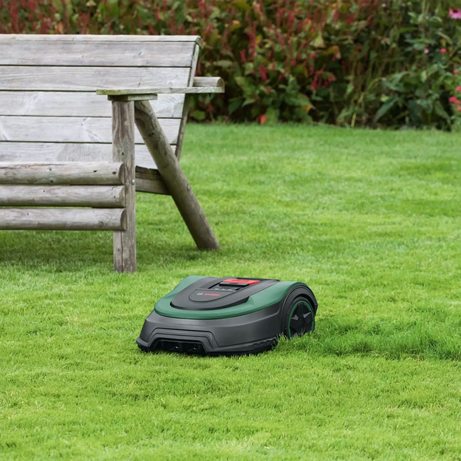 Robot tondeuse vert vue 6