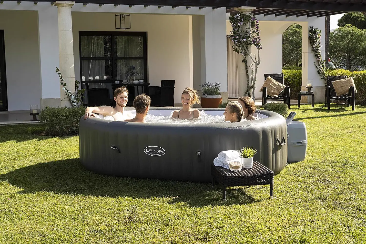 Spa gonflable 6 personnes 7 places vue 16
