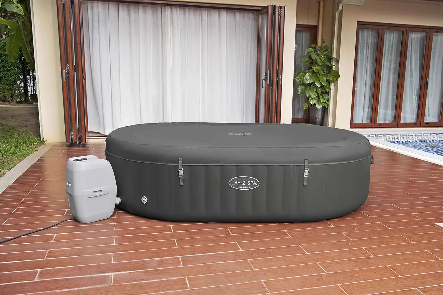 Spa gonflable 6 personnes 7 places vue 33