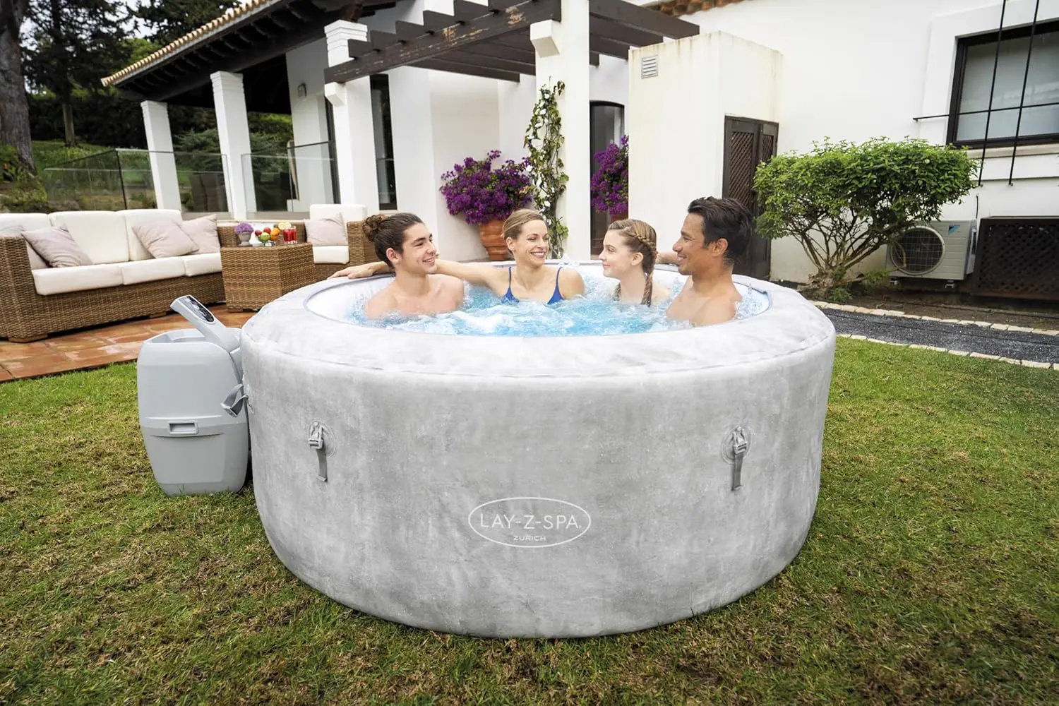 Spa gonflable 2 personnes 4 places vue 2
