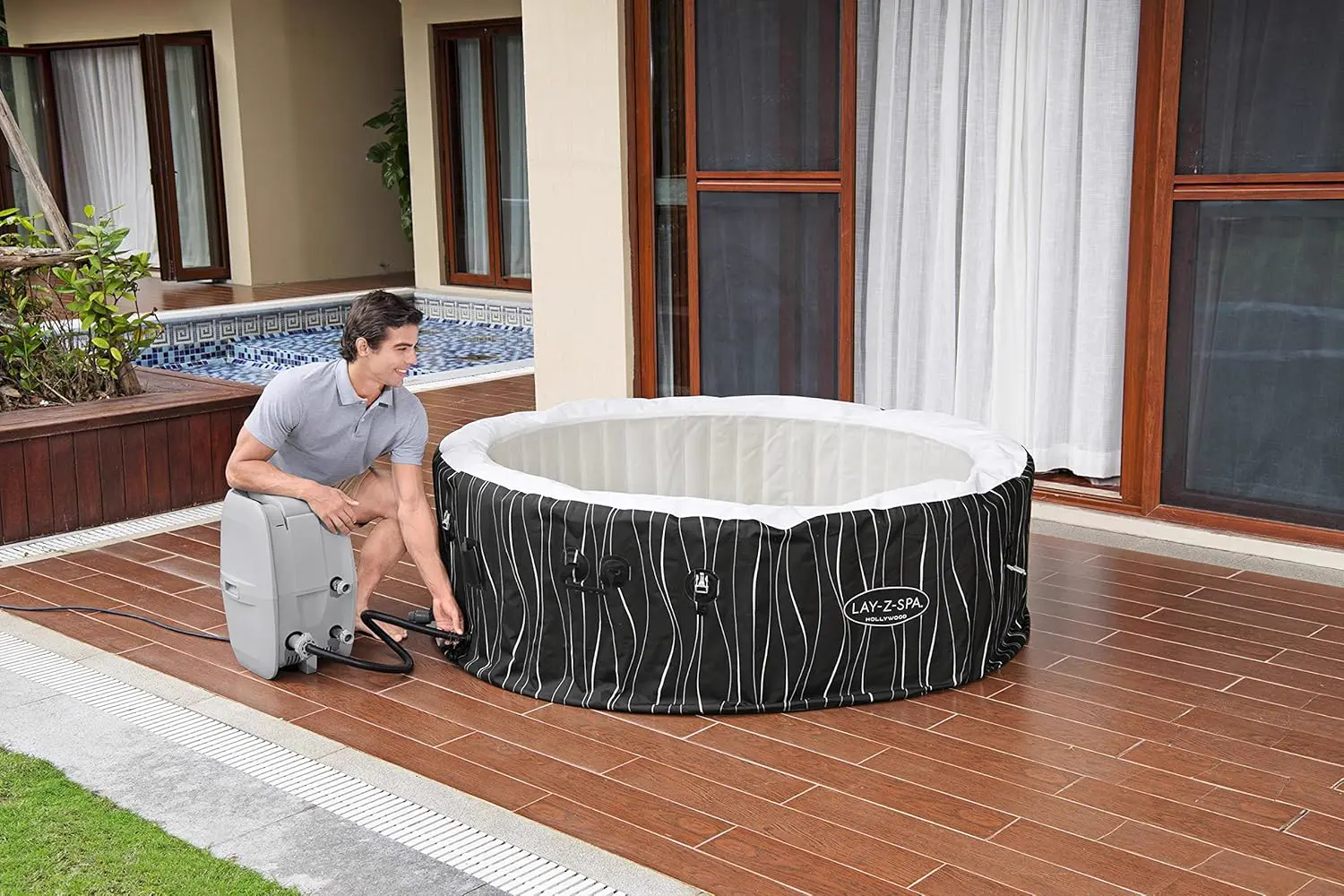 Spa gonflable 2 personnes 6 places vue 31