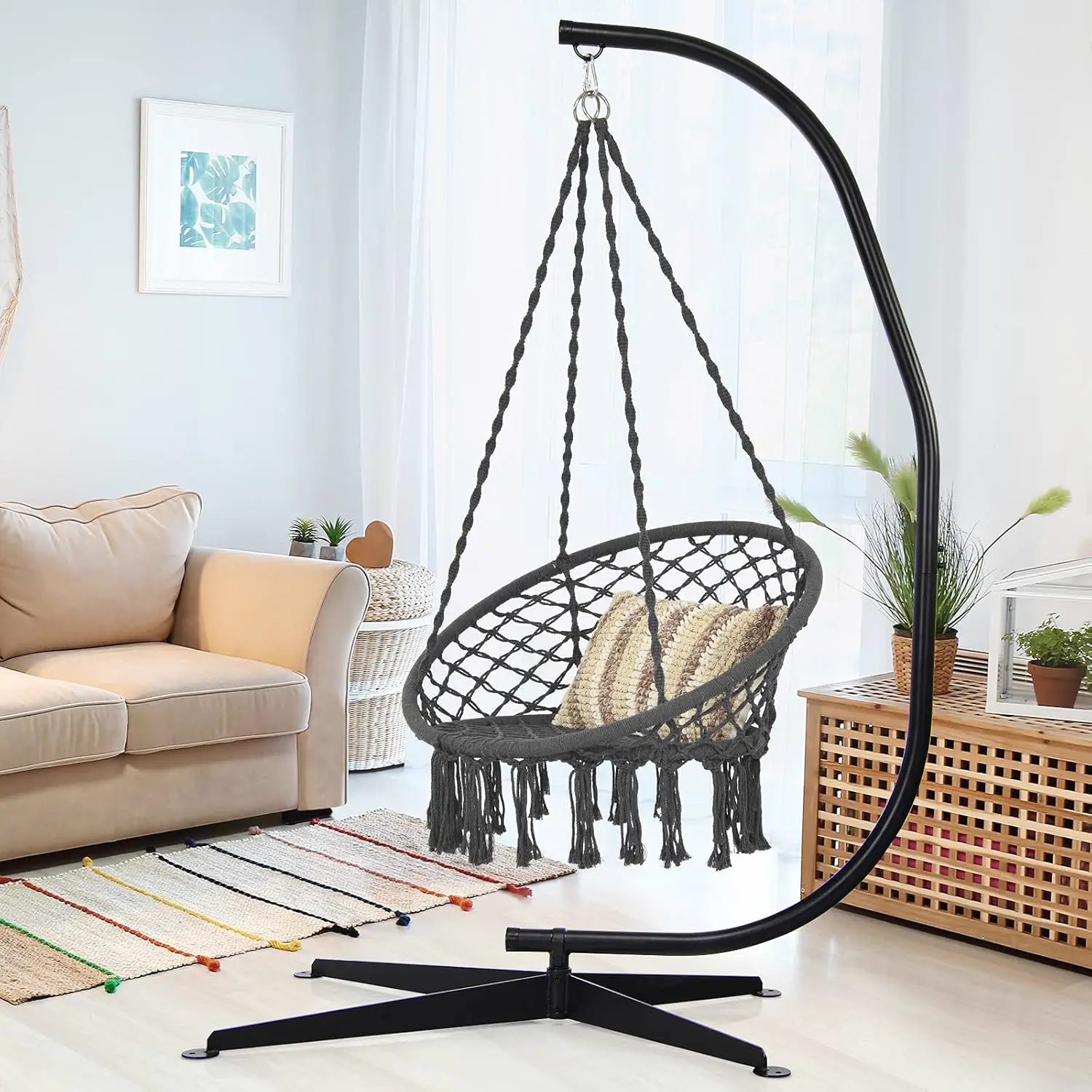 Fauteuils suspendus en métal noir vue 8
