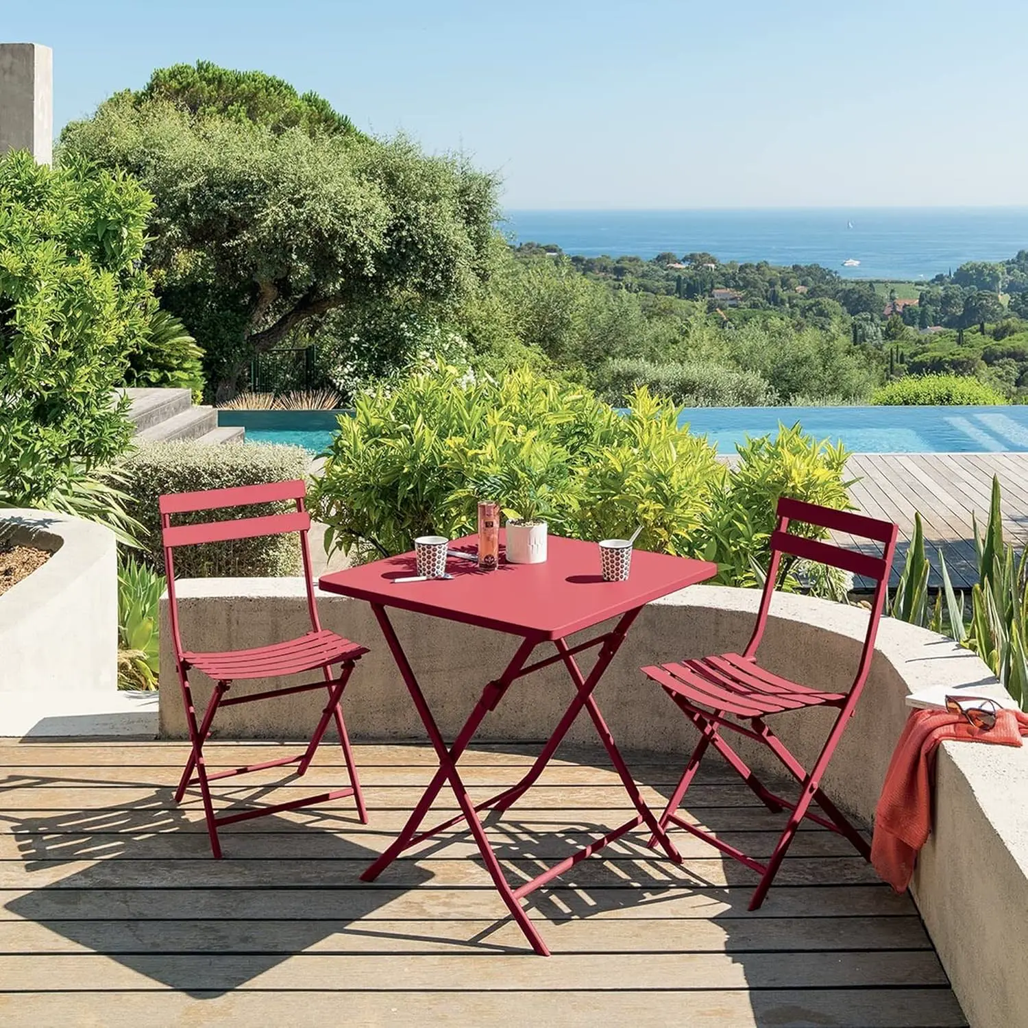 Table de jardin 2 places rouge vue 2