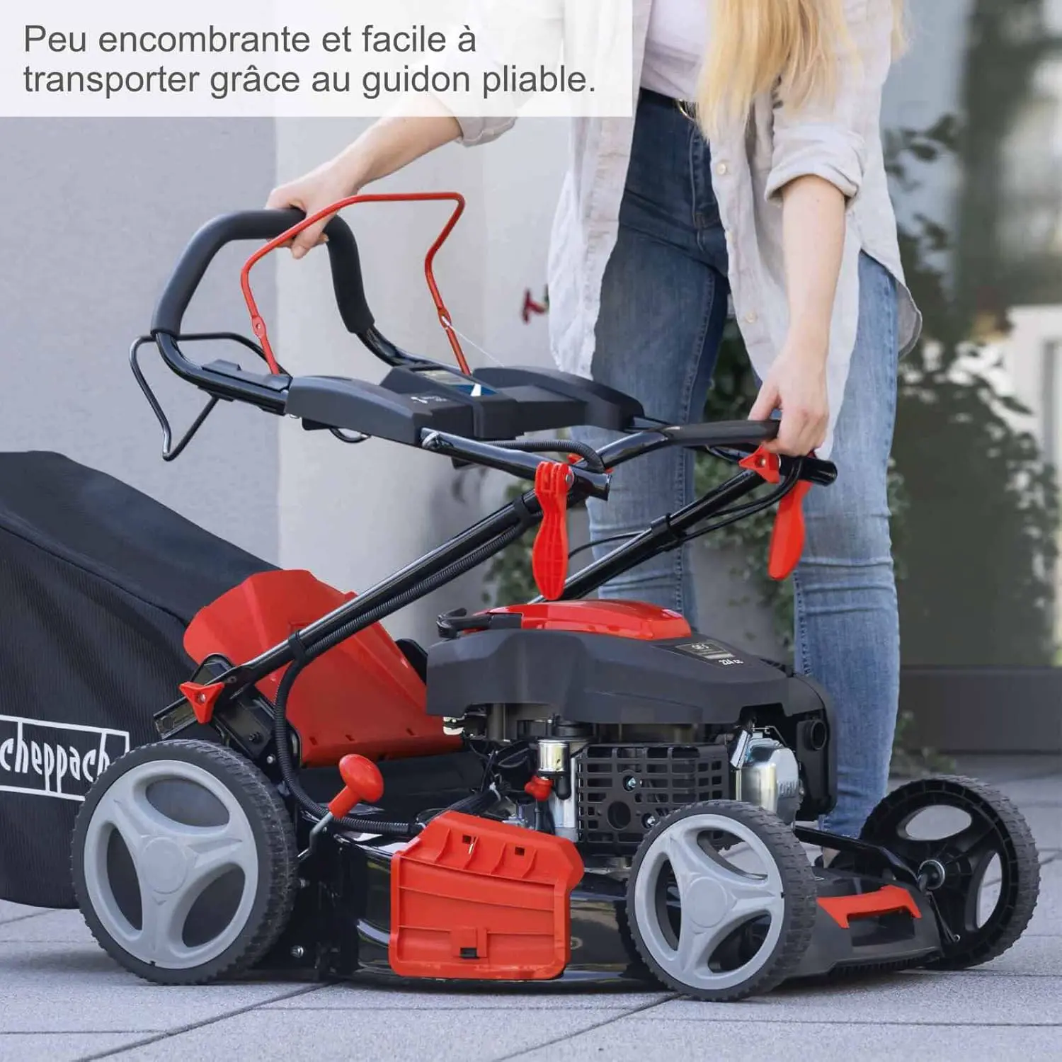 Tondeuse autoportée rouge vue 8