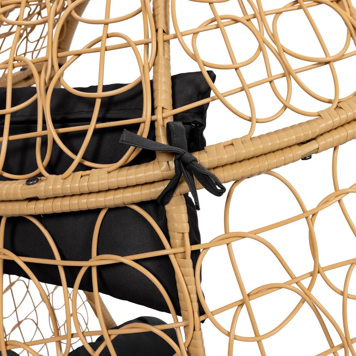 Fauteuils suspendus en rotin noir vue 6
