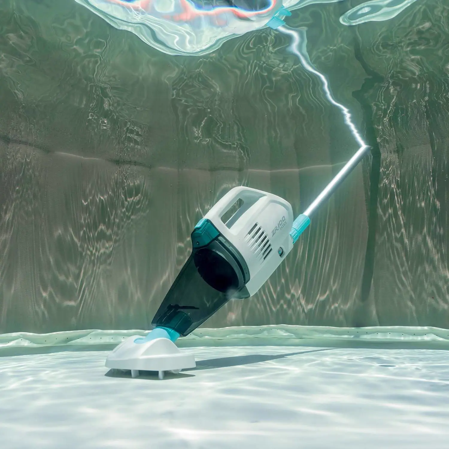Robot piscine Intex Nettoyeur à Batterie Zr100 vue 3