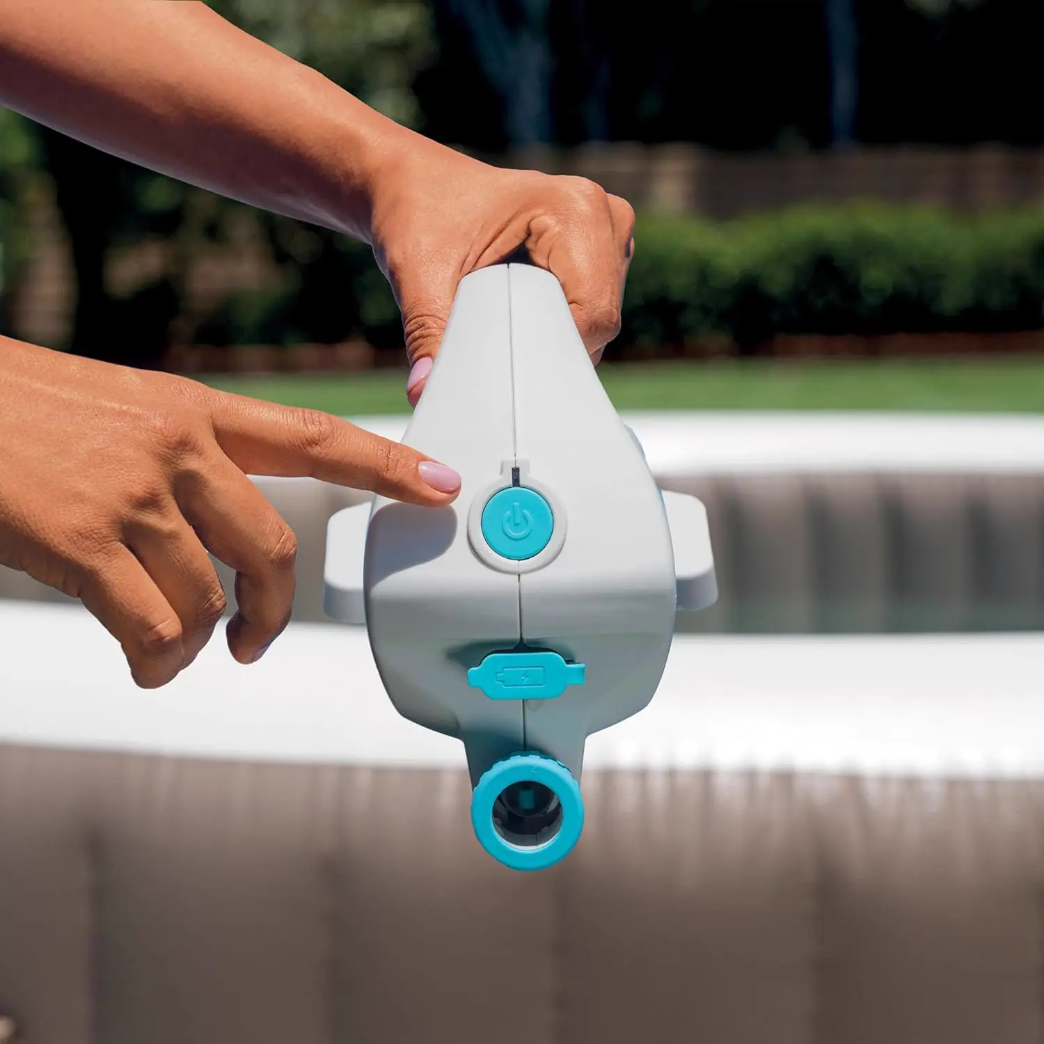 Robot piscine Intex Nettoyeur à Batterie Zr100 vue 4