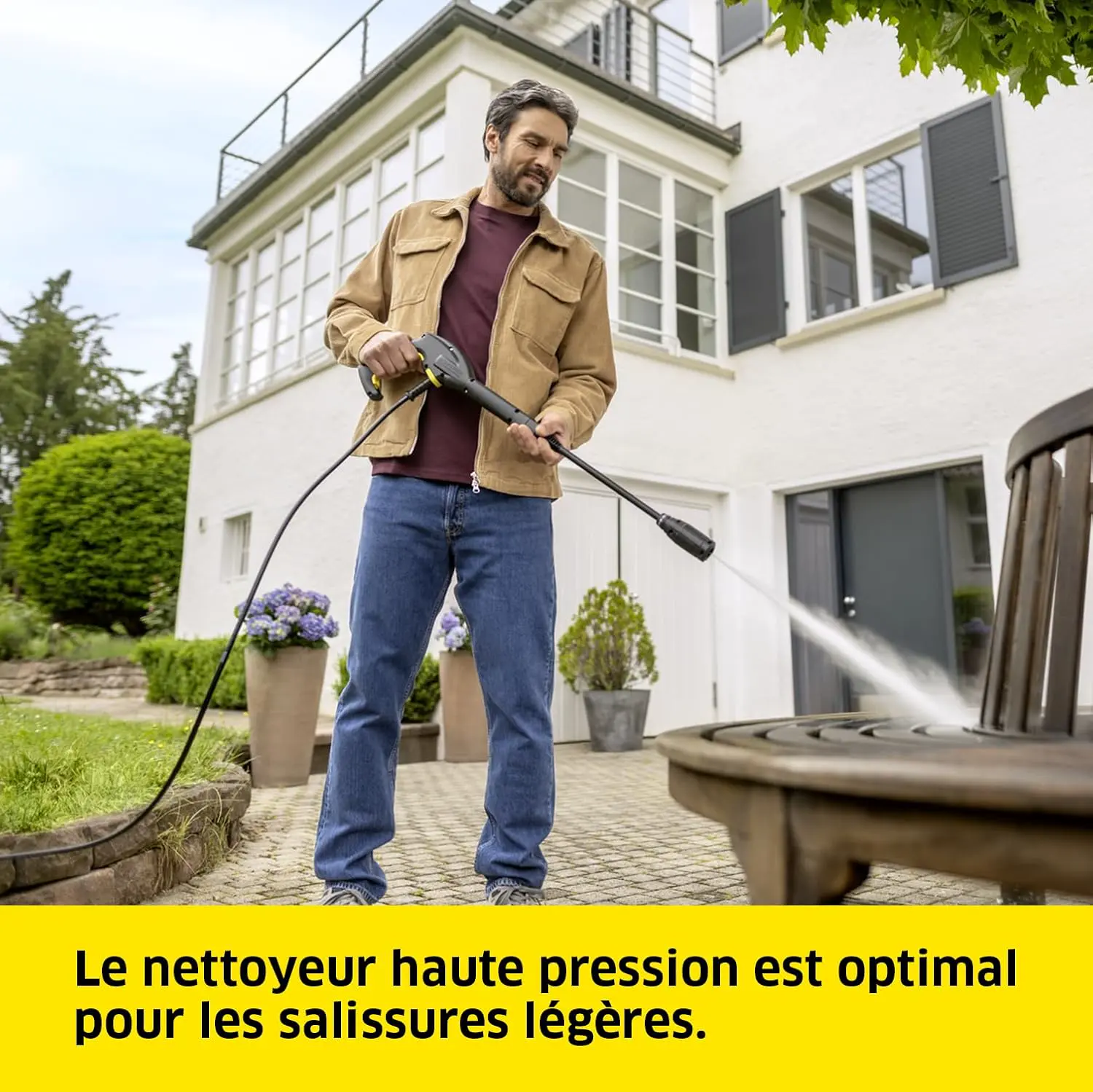 Nettoyeur haute pression noir vue 2