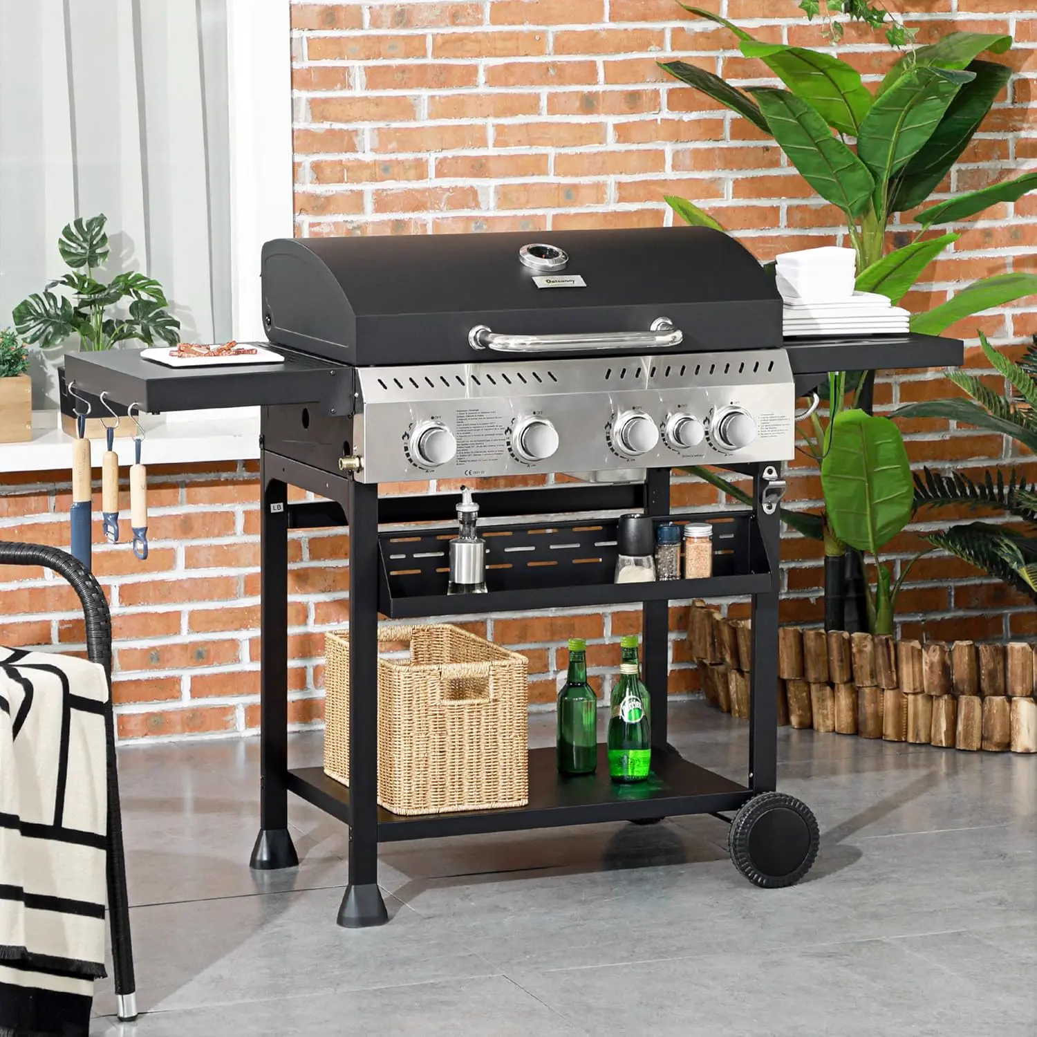 Barbecue à gaz noir vue 2