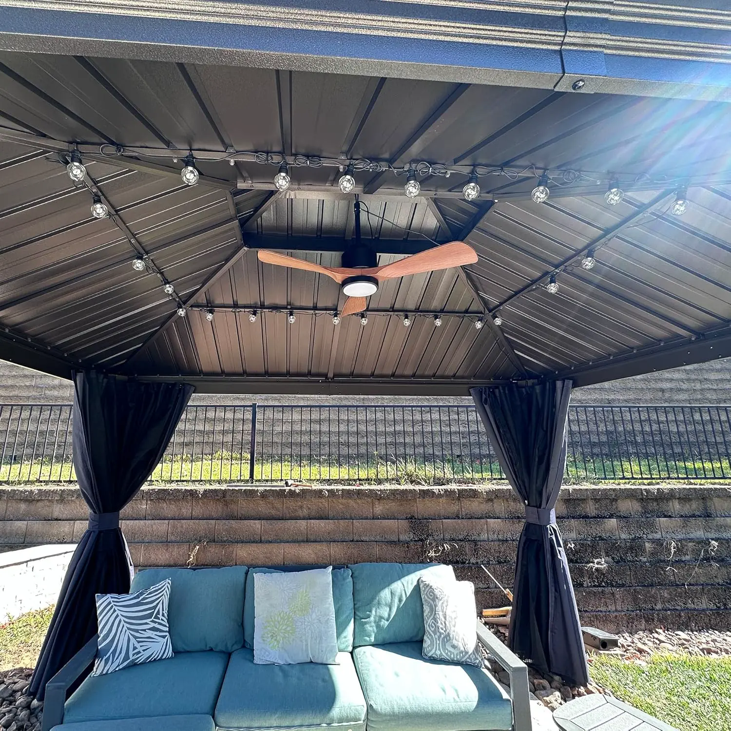Pergola en aluminium gris 4,85x3,65 m vue 4