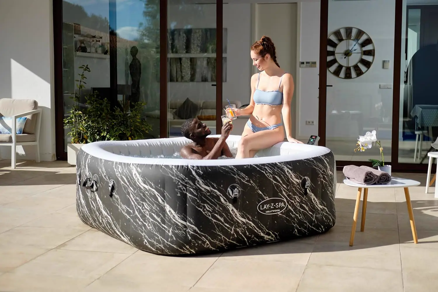 Spa gonflable 2 personnes 6 places noir vue 5