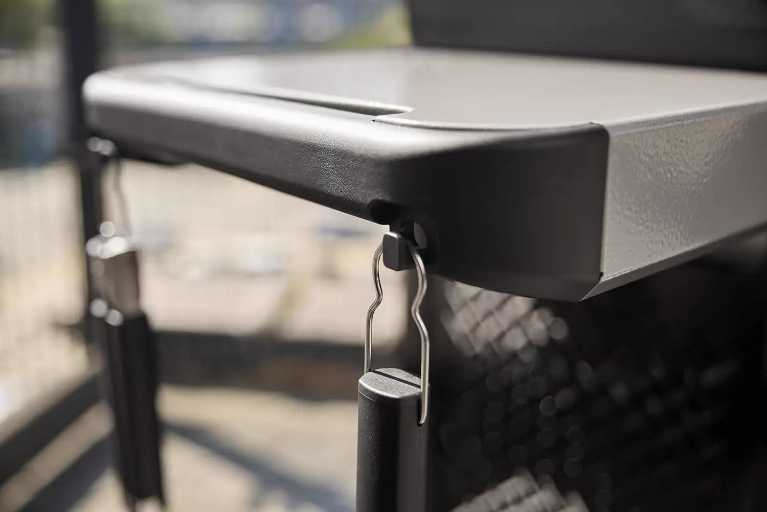 Barbecue weber noir 51 m² vue 5