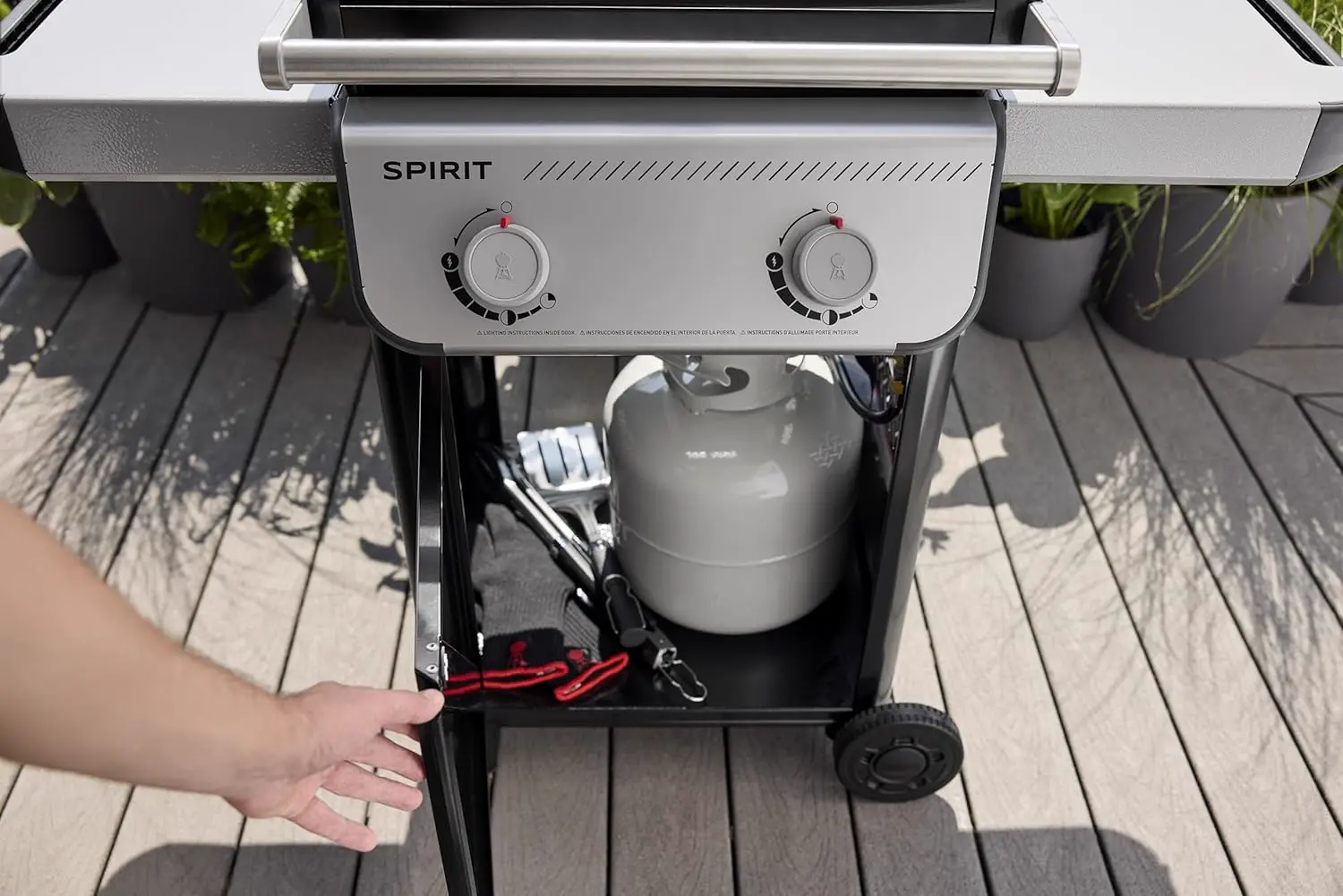 Barbecue weber noir 51 m² vue 7