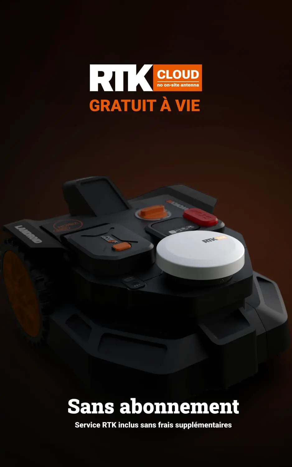 Robot tondeuse en métal noir vue 4