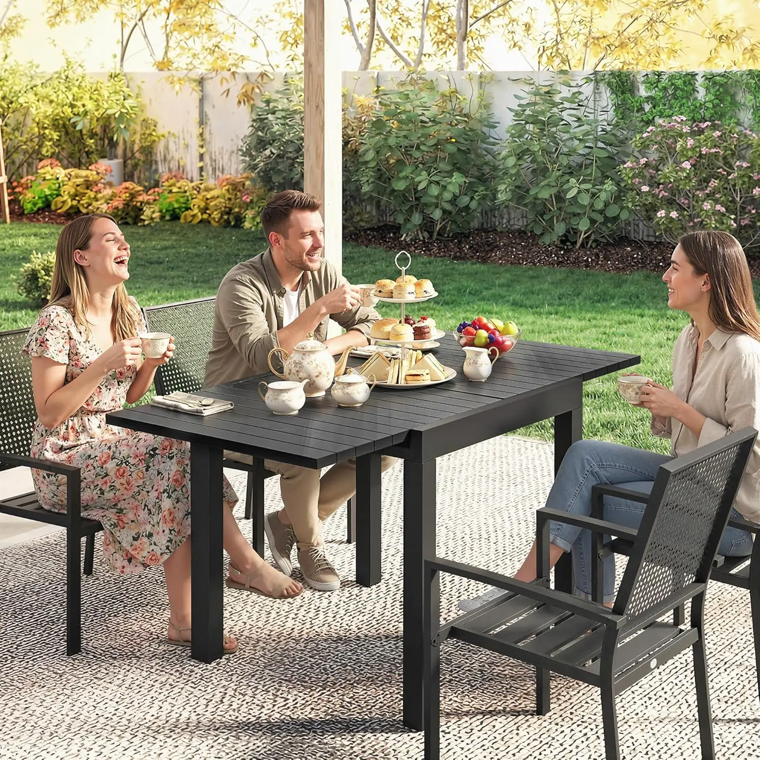 Table de jardin 4 places en aluminium noir vue 9