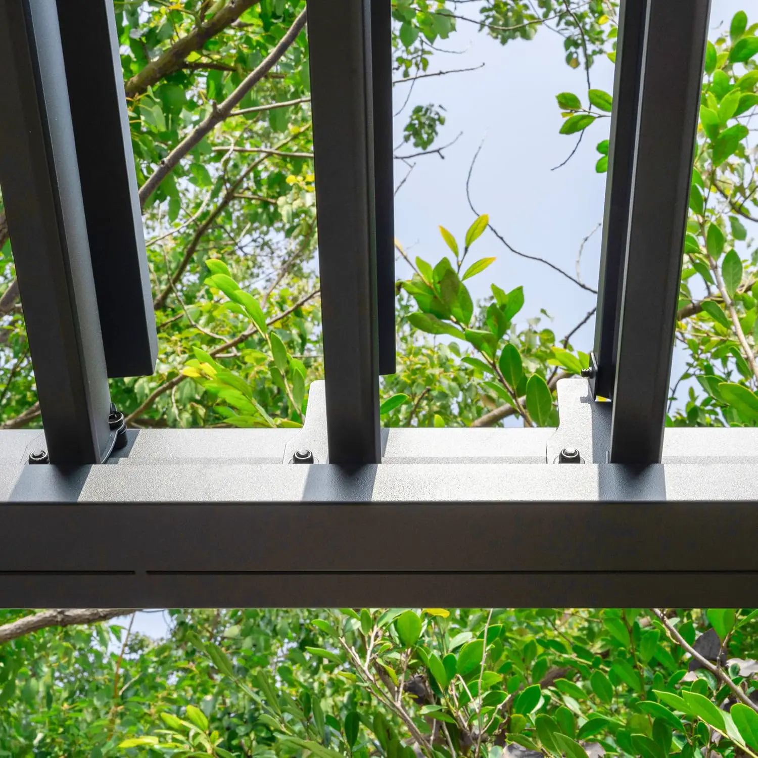 Pergola en métal anthracite 3x3,5 m vue 7
