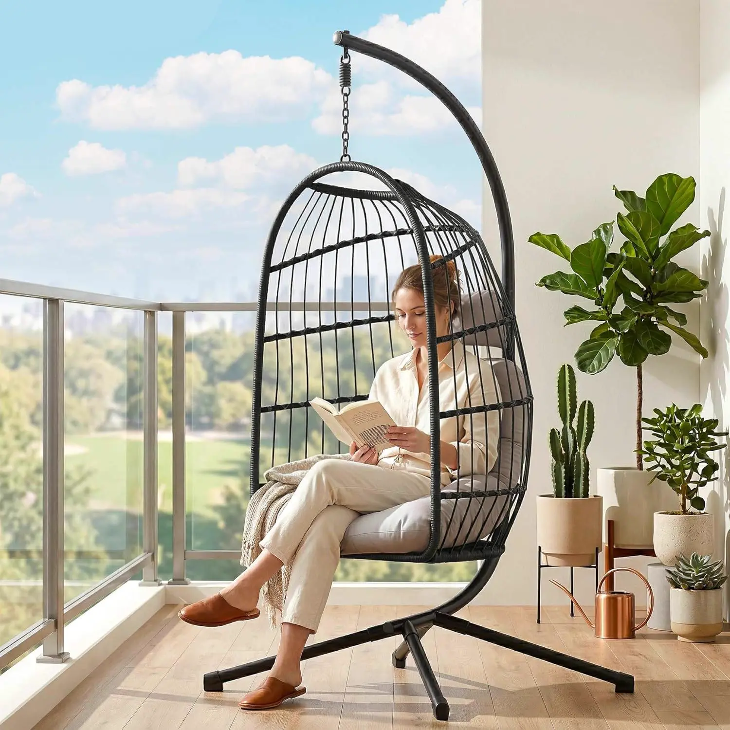 Fauteuils suspendus en métal gris vue 9