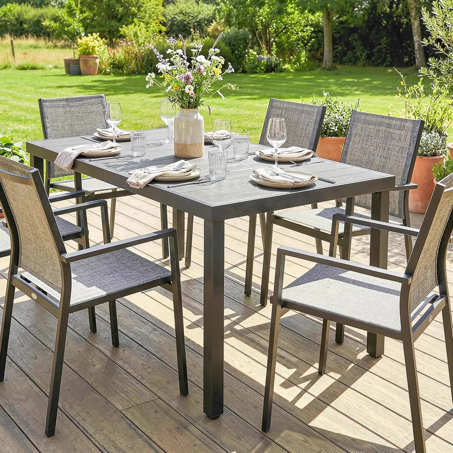 Table de jardin 6 places en bois gris vue 8